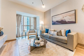 Renovated Unit with Skyscraper Views, Close to JBR Beach, Elite Residence, Dubai Marina by Deluxe Holiday Homes